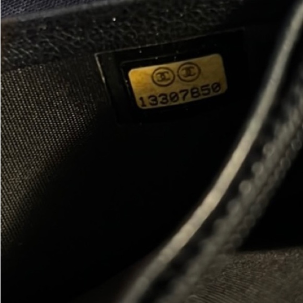 CHANEL long wallet bifold - Picture 9 of 11